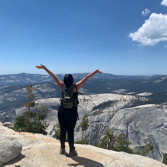 Meet your Posher, Jeanette - Picture 2 of 2